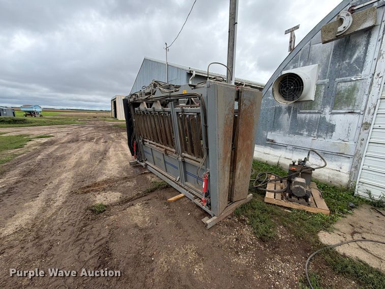 image for item FT6791 Moly MFG. Inc Silencer squeeze chute