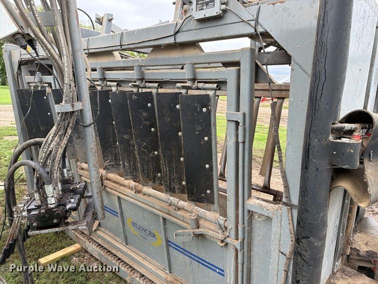 image for item FT6791 Moly MFG. Inc Silencer squeeze chute