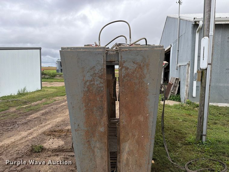 image for item FT6791 Moly MFG. Inc Silencer squeeze chute