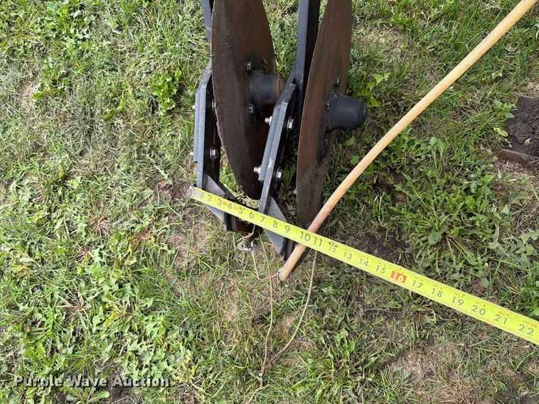 image for item FT6796 liquid fertilizer applicator