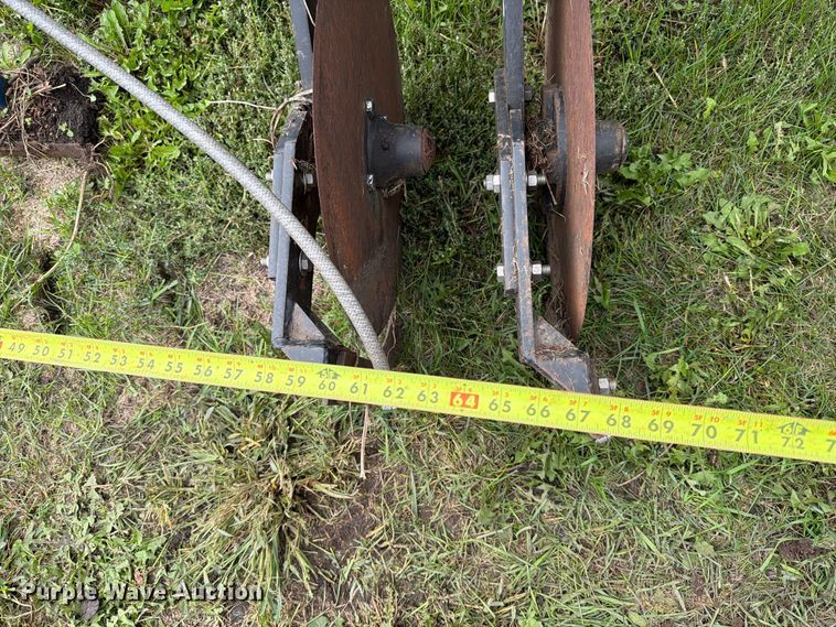 image for item FT6796 liquid fertilizer applicator