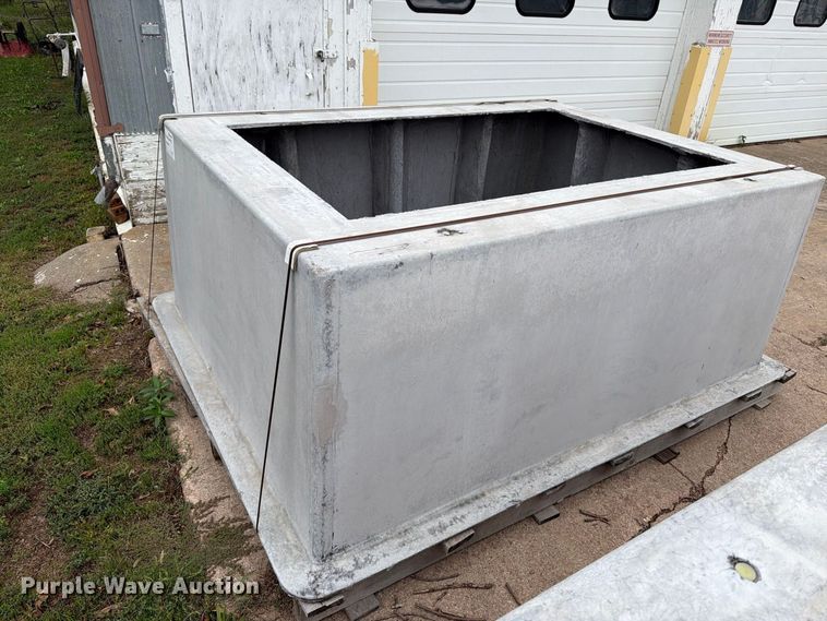 image for item FT6798 G&W Electric Co. SF6 gas insulated switchgear