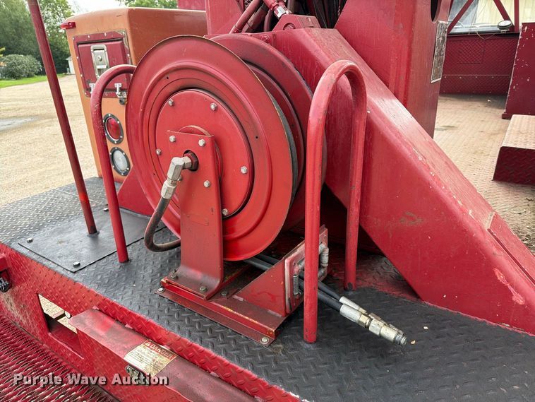 image for item FT6800 1980 Ford F800 digger derrick truck