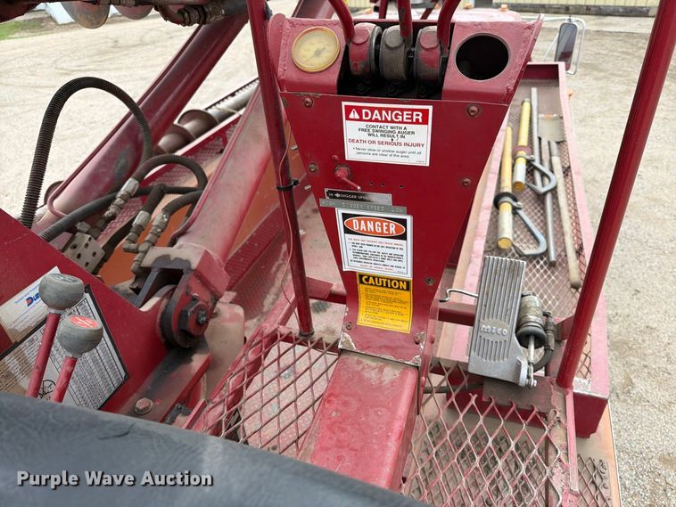 image for item FT6800 1980 Ford F800 digger derrick truck