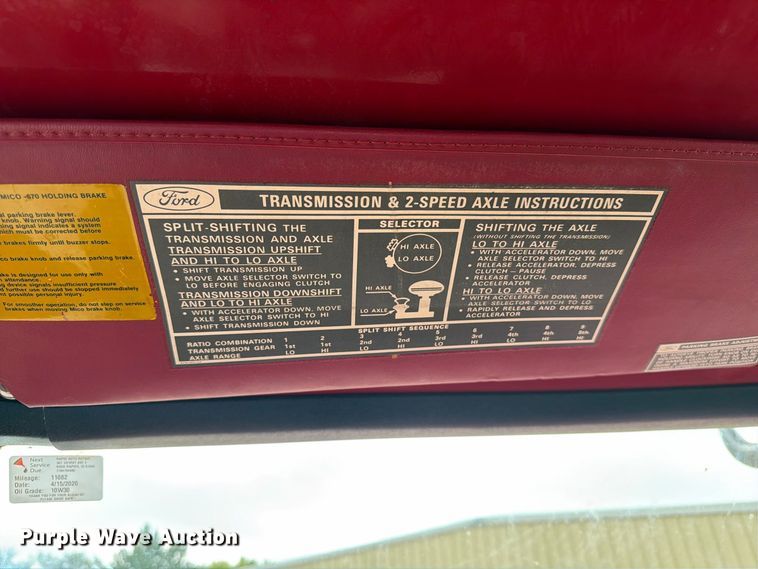 image for item FT6800 1980 Ford F800 digger derrick truck