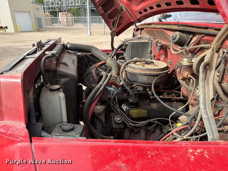 image for item FT6800 1980 Ford F800 digger derrick truck