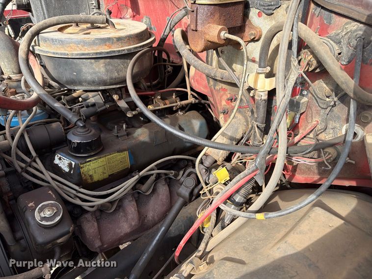 image for item FT6800 1980 Ford F800 digger derrick truck