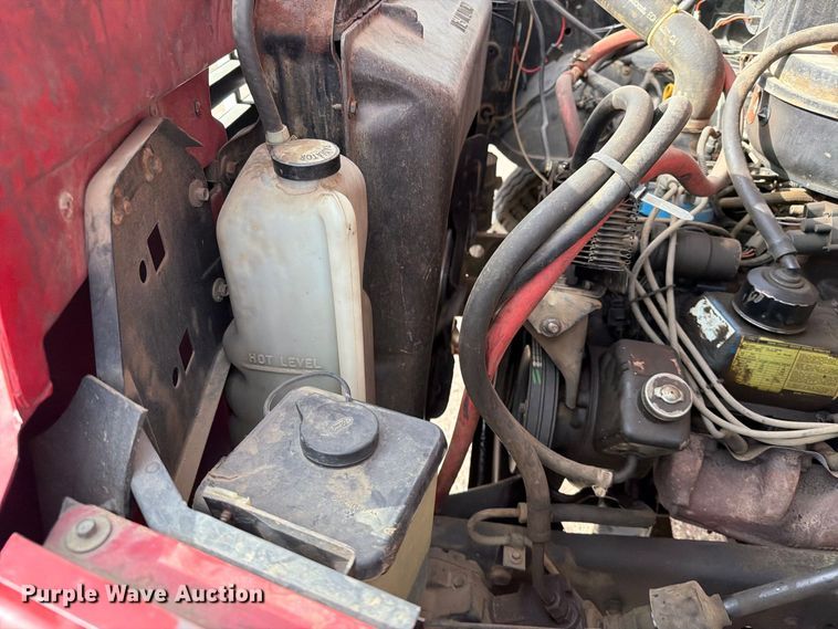 image for item FT6800 1980 Ford F800 digger derrick truck