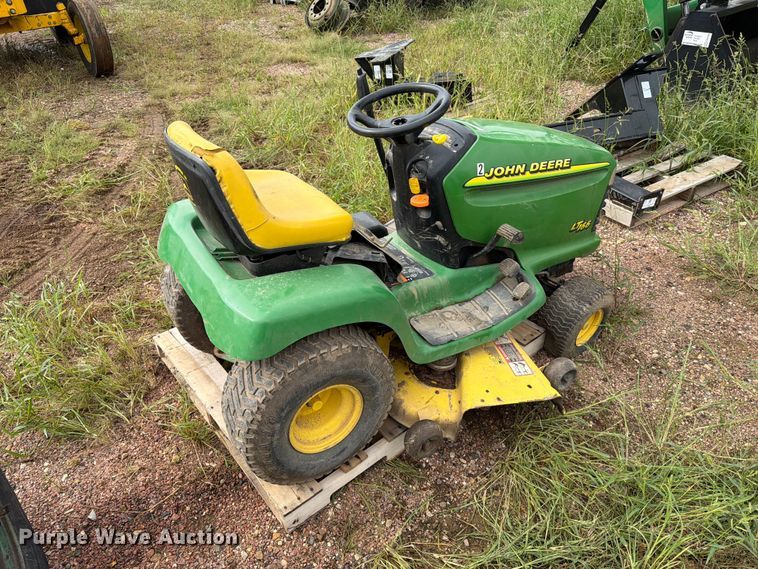 image for item FT6802 John Deere LT166 lawn mower