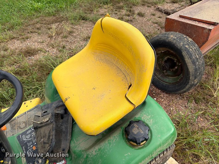 image for item FT6802 John Deere LT166 lawn mower
