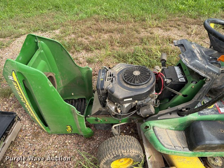 image for item FT6802 John Deere LT166 lawn mower