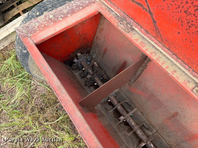 image for item FT6803 New Idea 100 drop Seeder