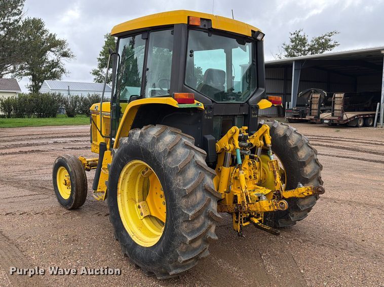 image for item FT6804 1993 John Deere 6300 tractor