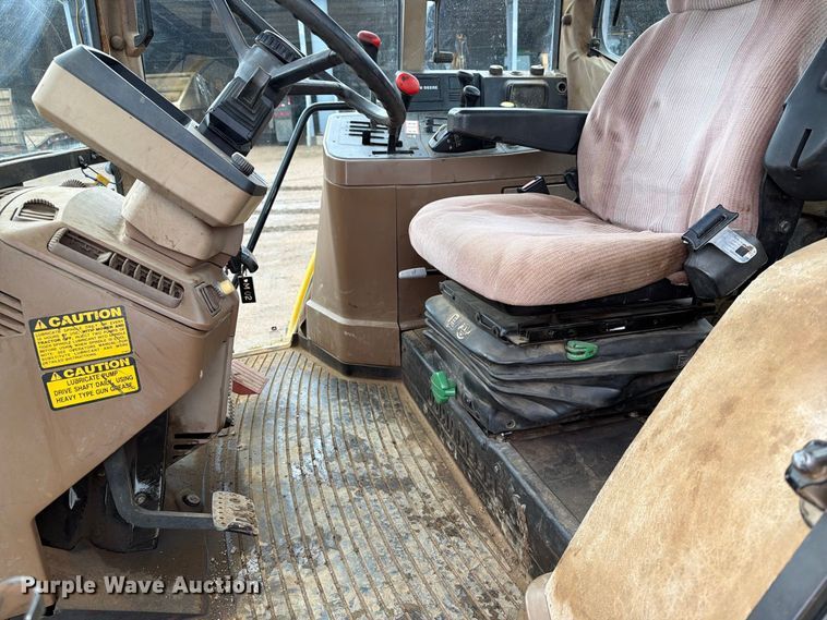 image for item FT6804 1993 John Deere 6300 tractor