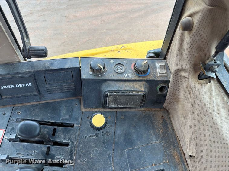 image for item FT6804 1993 John Deere 6300 tractor