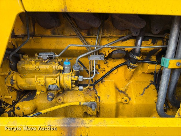 image for item FT6804 1993 John Deere 6300 tractor