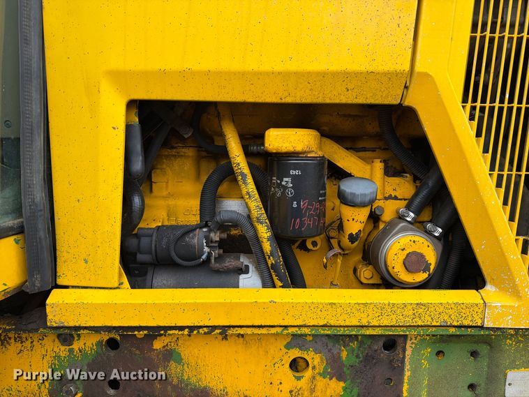 image for item FT6804 1993 John Deere 6300 tractor