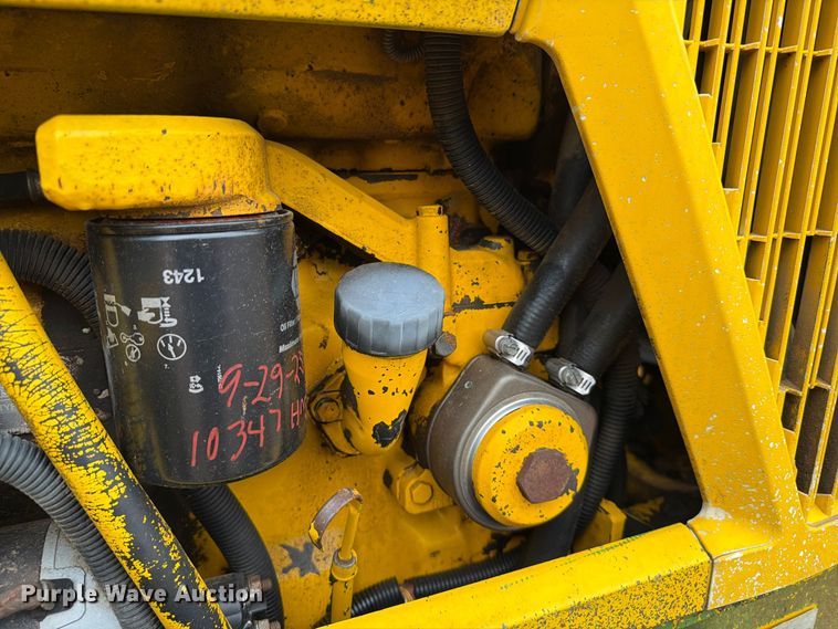 image for item FT6804 1993 John Deere 6300 tractor