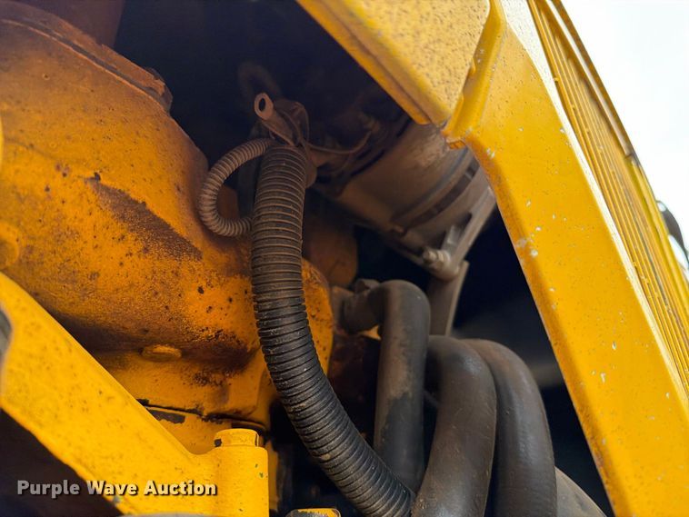 image for item FT6804 1993 John Deere 6300 tractor