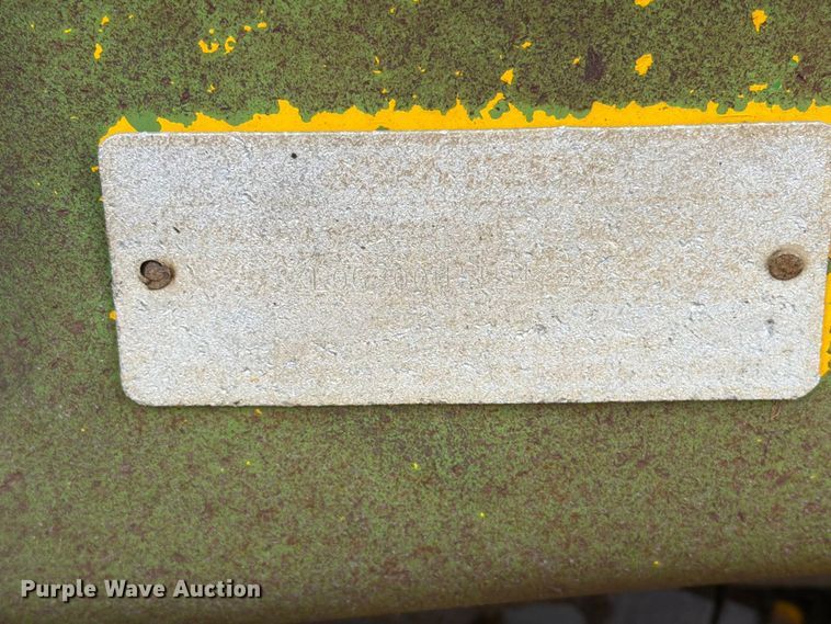 image for item FT6804 1993 John Deere 6300 tractor