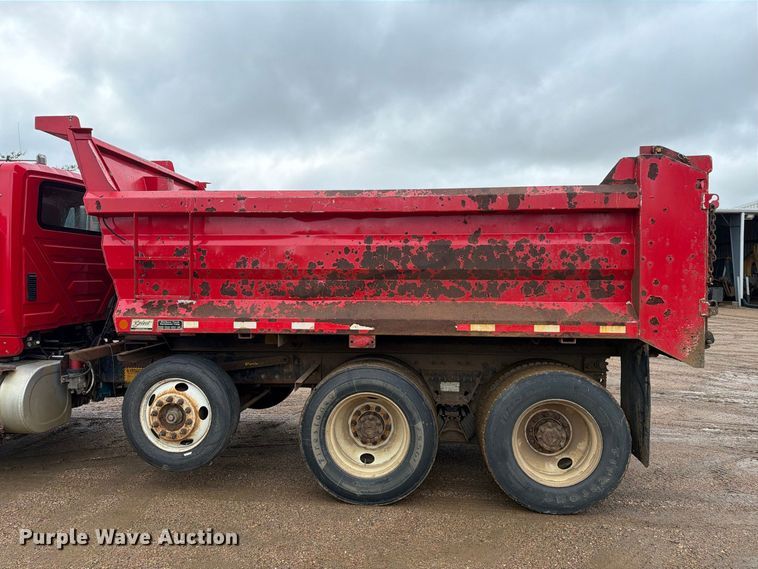 image for item FT6805 2010 International 7600 dump truck