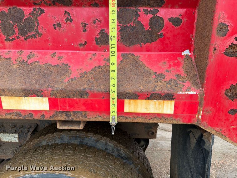 image for item FT6805 2010 International 7600 dump truck