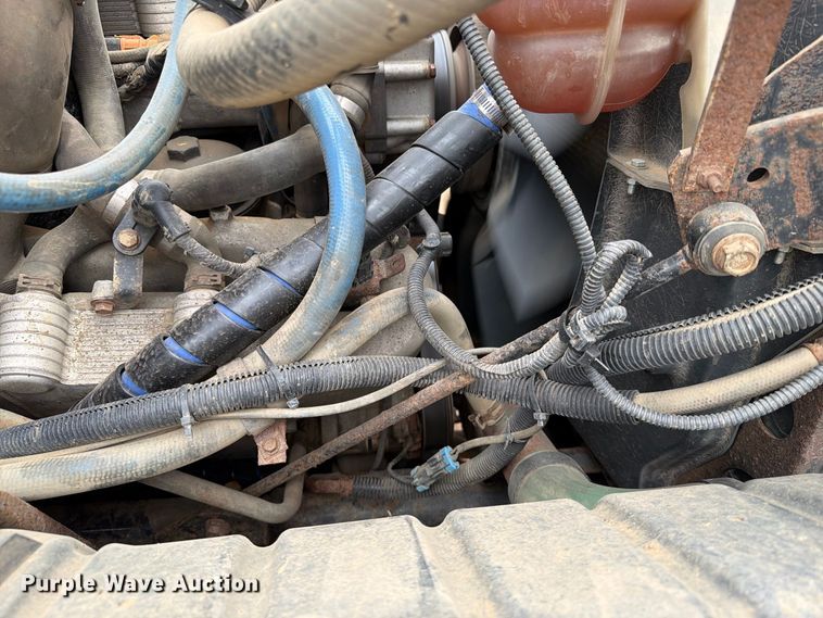 image for item FT6805 2010 International 7600 dump truck