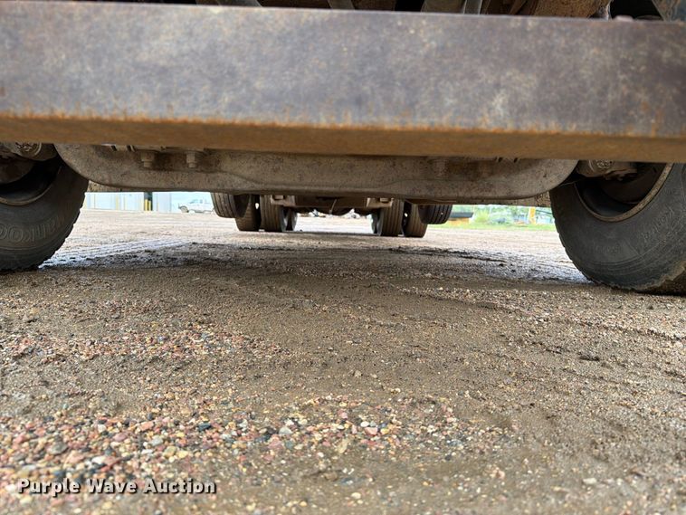 image for item FT6805 2010 International 7600 dump truck
