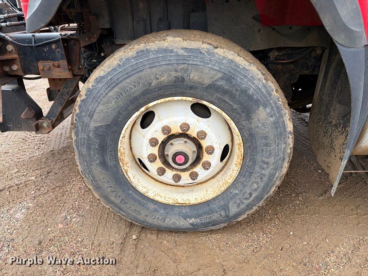 image for item FT6805 2010 International 7600 dump truck