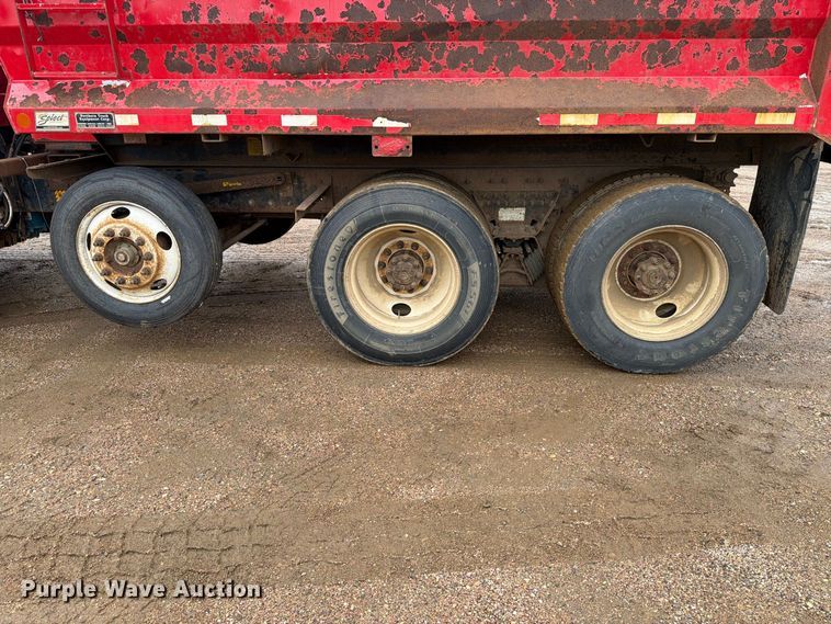 image for item FT6805 2010 International 7600 dump truck