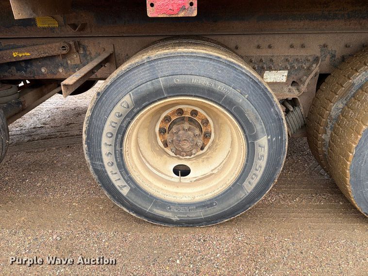 image for item FT6805 2010 International 7600 dump truck