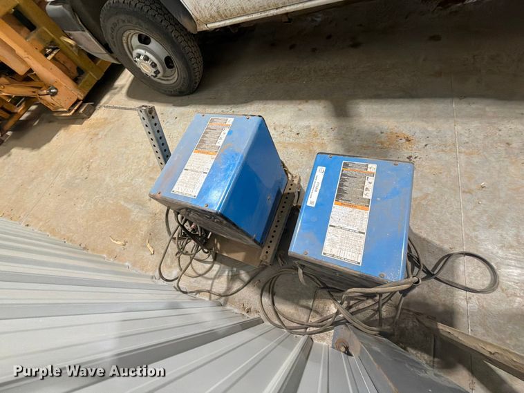 image for item FT6808 (2) Welders