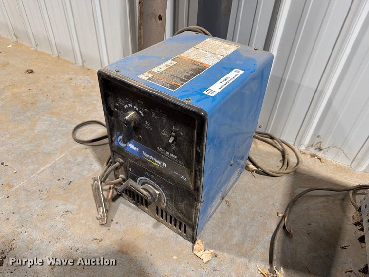 image for item FT6808 (2) Welders