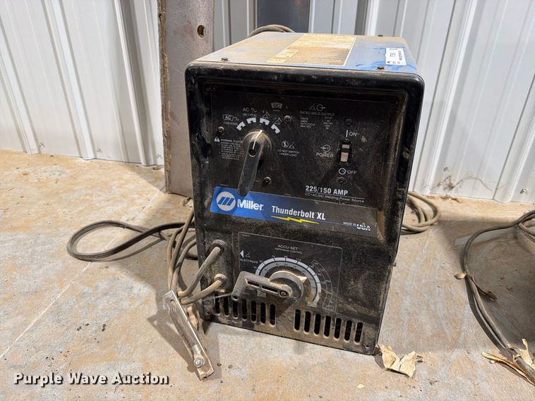 image for item FT6808 (2) Welders