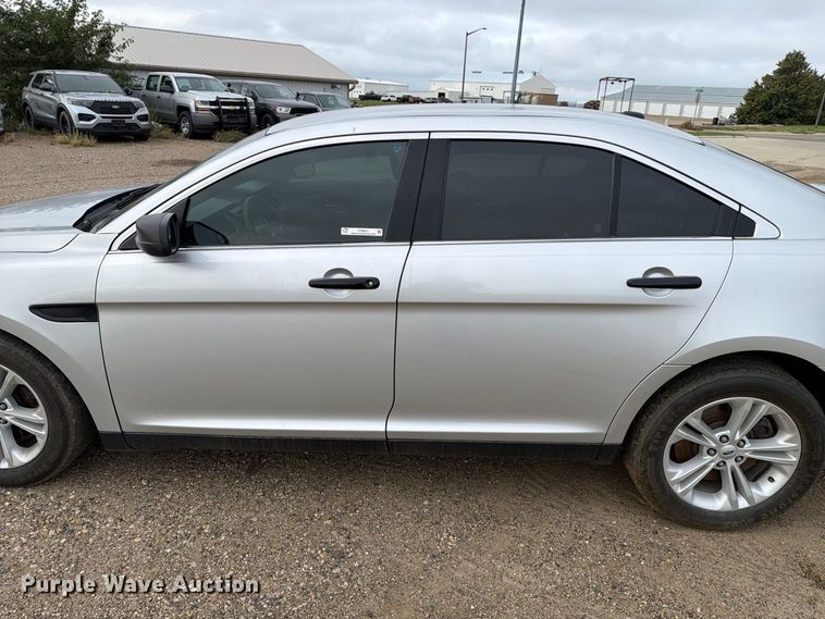image for item FT6812 2017 Ford Taurus Police 