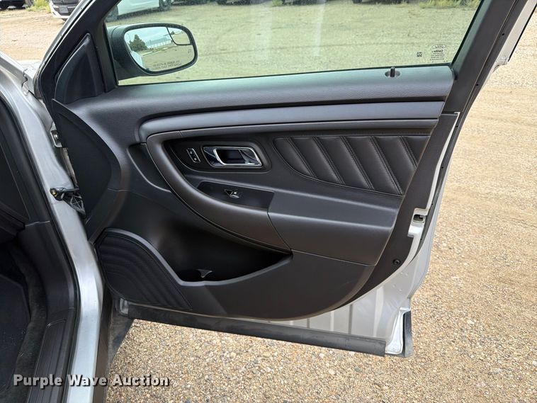 image for item FT6812 2017 Ford Taurus Police 