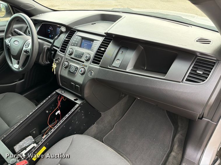 image for item FT6812 2017 Ford Taurus Police 
