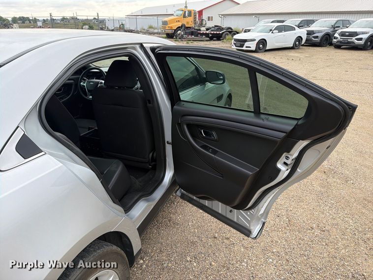 image for item FT6812 2017 Ford Taurus Police 