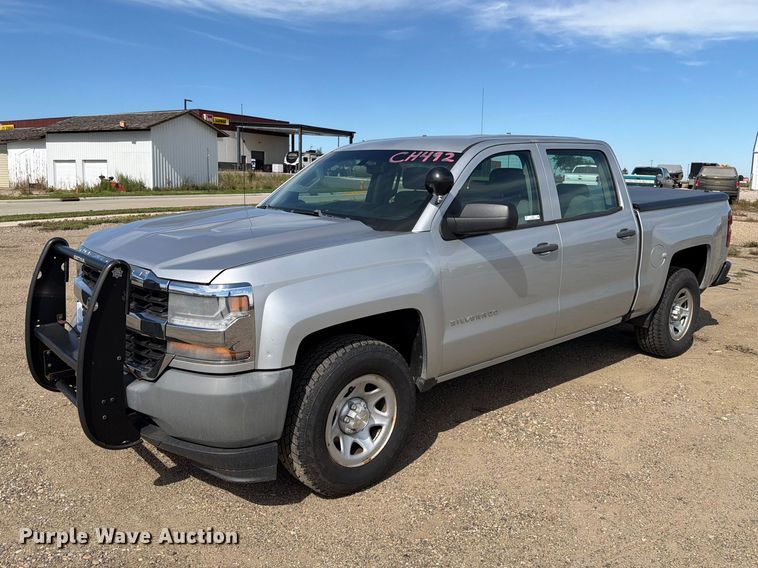 2016 Chevrolet Silverado 1500 Crew Cab pickup truck