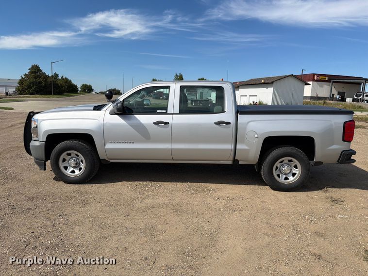 image for item FT6822 2016 Chevrolet Silverado 1500 Crew Cab pickup truck
