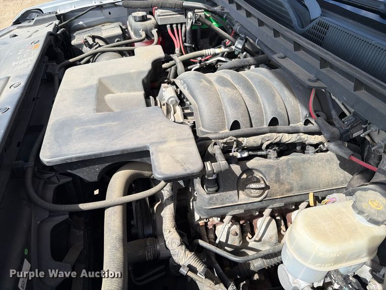 image for item FT6822 2016 Chevrolet Silverado 1500 Crew Cab pickup truck