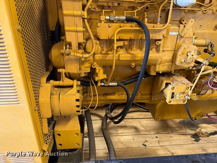 image for item FT6825 1995 Caterpillar SR4 B generator