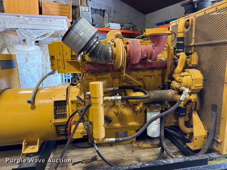 image for item FT6825 1995 Caterpillar SR4 B generator
