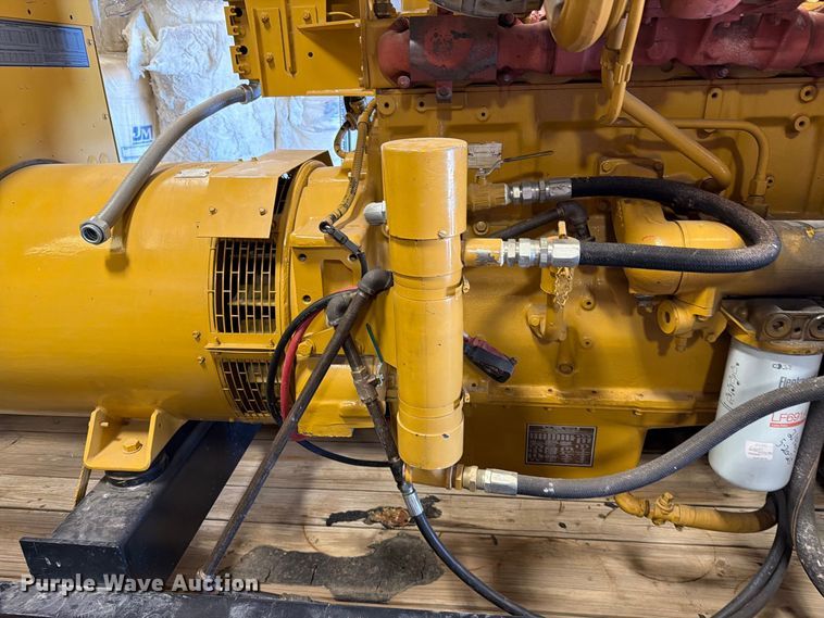 image for item FT6825 1995 Caterpillar SR4 B generator