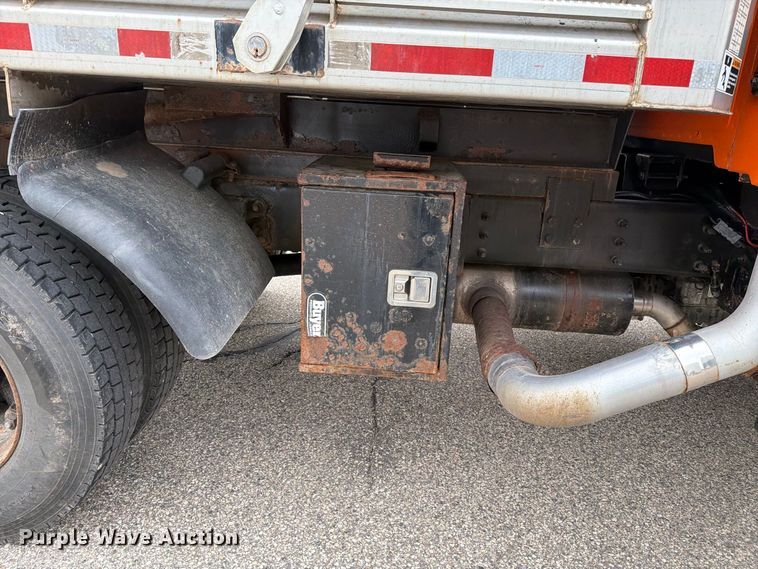image for item FT7502 2002 Sterling L7500 dump truck