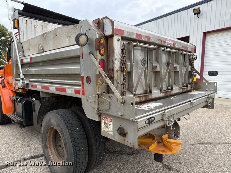 image for item FT7502 2002 Sterling L7500 dump truck