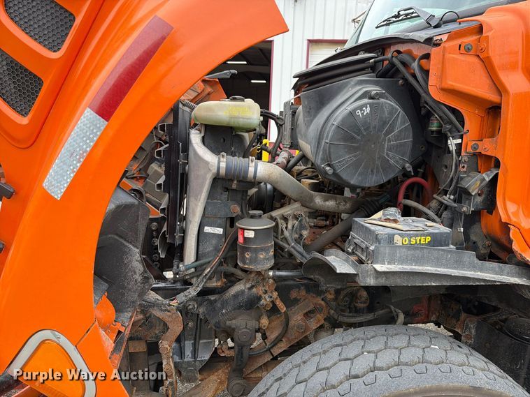 image for item FT7502 2002 Sterling L7500 dump truck