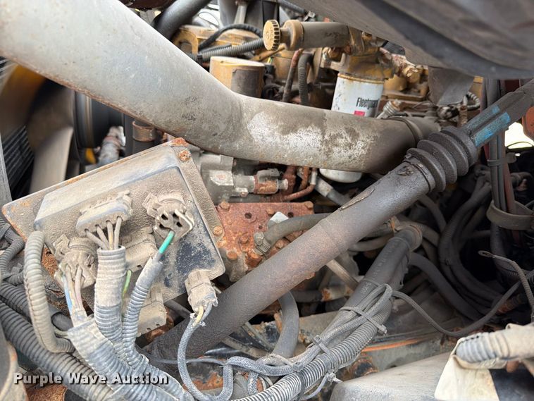 image for item FT7502 2002 Sterling L7500 dump truck