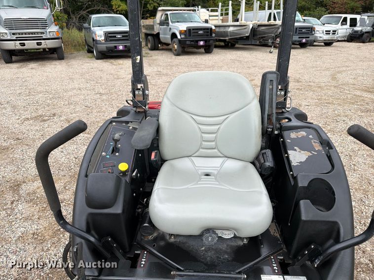 image for item FT7517 Toro Groundsmaster 7200 ZTR lawn mower