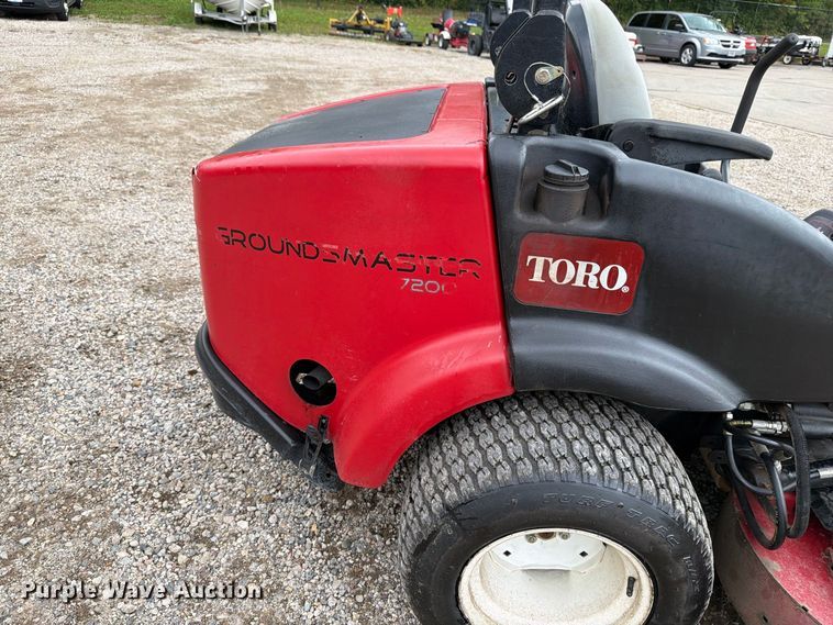 image for item FT7517 Toro Groundsmaster 7200 ZTR lawn mower